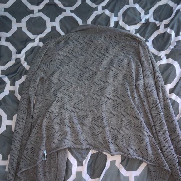 lululemon sweater - Picture 3 of 5